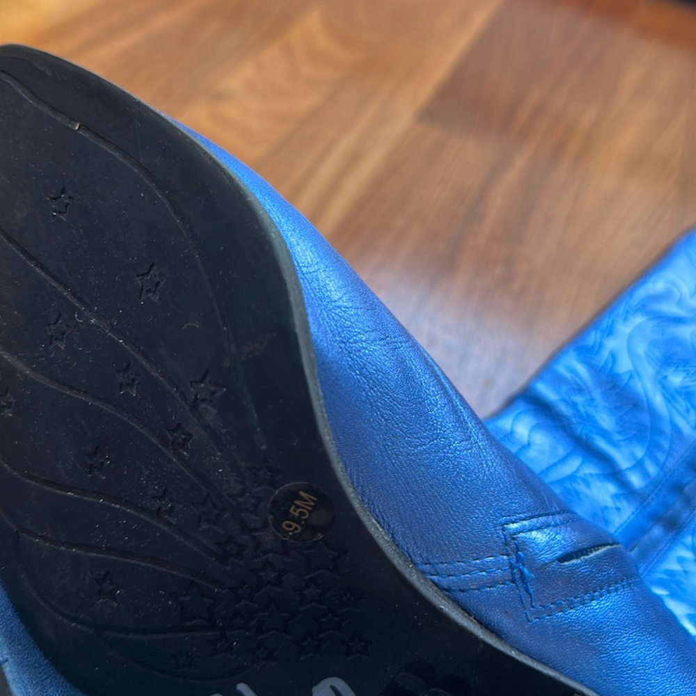 Genuine leather Metallic Blue
western cowboy boots size 9.5
New without tags - Picture 14 of 16